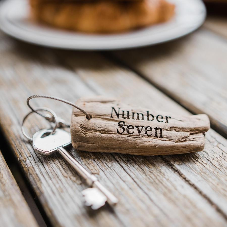 Number Seven Apartment